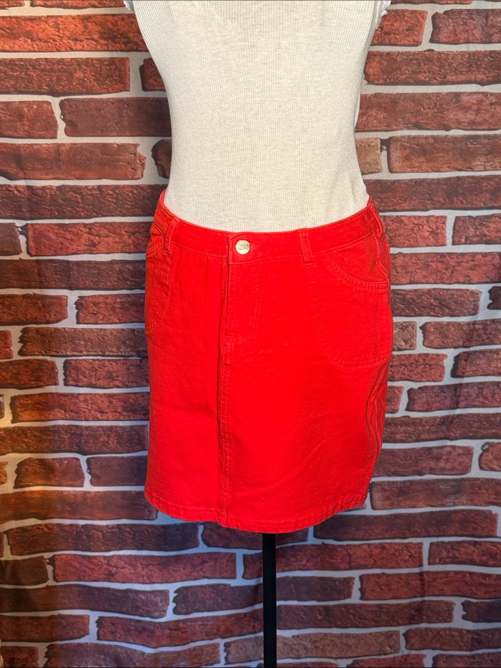 💃🏻 Biotipo Stretch Denim Mini Skirt w/ Front Pockets — Red — OS